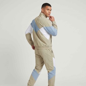 Custom Fashion Outdoor Streetwear Polyester Breathable Lightweight <b>Jacket</b> Waterproof Windproof Tracksuit Windbreaker - Product Image 6