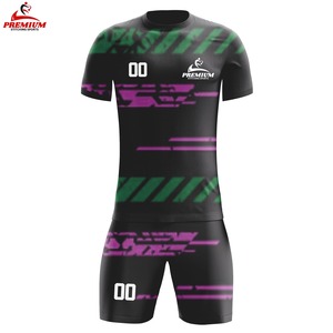 Short de football classique 100 % polyester personnalisable, tissu doux et respirant, léger, coupe confortable, été - Product Image 5