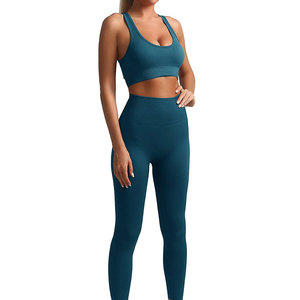 Ensemble de yoga pour femmes, dernier style, faible MOQ, vente directe d'usine, ensemble de yoga de haute qualité - Product Image 1