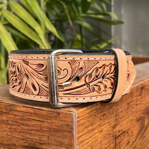 2025 nouveau collier de chien en cuir usiné à la main rembourré respirant de haute qualité réglable Durable colliers pour animaux de compagnie en peau de vache robustes - Product Image 3