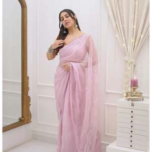 Sari fourreau de créateur fait main avec broderie de sequins et de fils, taille naturelle - Product Image 3