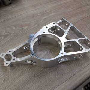 Pièces en aluminium et acier inoxydable usinées sur VMC 5 axes avec fraisage CNC et électroérosion à fil pour équipement industriel certifié ISO9001 - Product Image 6