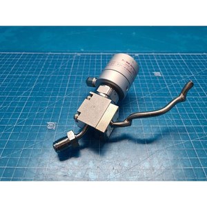 Vanne à soufflet FUJIKIN 316 L Type N.C 482423 haute pureté, utilisée comme pièce détachée pour équipement semi-conducteur d'occasion - Product Image 3