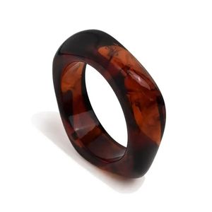 H a CRAFT Women's Classic Resin Handmade <b>Bangle</b> <b>Bracelet</b> with Carved Floral Design for Party Occasions - Product Image 5