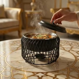 Plat de cuisson moderne de luxe en acier inoxydable, chauffe-plats isolé, revêtement émaillé, poignée en bois durable et écologique, compatible tous feux - Product Image 4