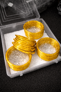 ผู้หญิงและเด็กผู้หญิงชอบกำไลแก้วแฟชั่นที่ทันสมัย ผู้หญิงโดยเฉพาะชอบสวมกำไลในงานแต่งงาน งานฝีมือจากเรซิ่น - Product Image 3