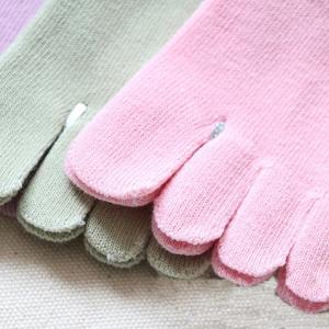Chaussettes à 5 doigts pour femmes, chaussettes courtes en coton à bout fendu, couleur unie, chaussettes d'affaires absorbant la transpiration, 4 saisons - Product Image 5