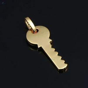 Pendentif de luxe pour clé, plaqué or 18 carats, moissanite micro-pavée, taille brillant rond, breloques à thème, bijoux pour homme à porter au quotidien - Product Image 6