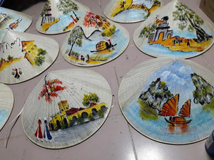 Chapeau de paille vietnamien en feuilles de palmier, rayé traditionnel, imperméable, avec sangle sous le menton, vente en gros - Product Image 5