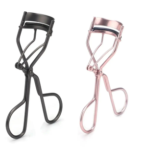 ที่ดัดขนตาด้ามยาว สัมผัสนุ่มนวล ควบคุมได้ดีขึ้น ใช้แล้วทิ้ง ดีไซน์ทนทาน สำหรับดวงตาบอบบาง CE โดย Blush Surgical - Product Image 5