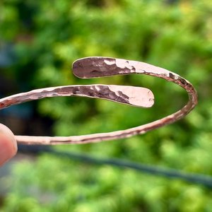 Handcrafted <b>Copper</b> Alloy Cuff <b>Bracelet</b> Vintage Style Unisex Bangles Textured Surface Bohemian Jewelry therapy healing - Product Image 1