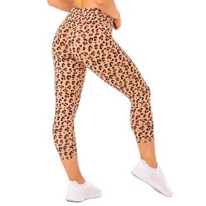 Conjunto de Yoga para Mujer de Secado Rápido, Precio al por Mayor, Alta Calidad, Nuevo Diseño Elegante, en Venta con Diseño de Logotipo Personalizado - Product Image 5