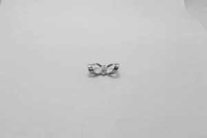 Pinza para Dique de Goma Fig.211, Acero Inoxidable, Autoclavable, Resistente a la Corrosión, Agarre Ergonómico, Plateado, Certificado CE, Meditech MI-4-359 - Product Image 4