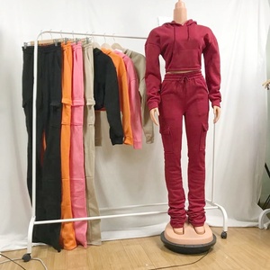 Chaquetas con cremallera para mujer, pantalones de yoga con bolsillos y cremallera, conjunto de dos piezas, nuevo diseño, venta al por mayor - Product Image 6