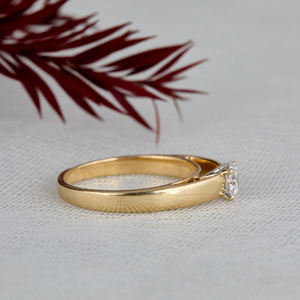 Anillo de Compromiso Solitario de Moissanita de Corte Redondo de 1 Quilate Hecho a Mano en Oro Sólido de 14K para Minoristas de Joyería y Compradores Mayoristas - Product Image 4