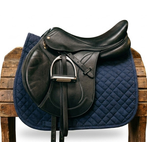Silla de Montar de Cuero Negro Premium para Doma Clásica, Cómoda para Entrenamiento Ecuestre y Salto de Obstáculos, Accesorios para Caballos - Product Image 1