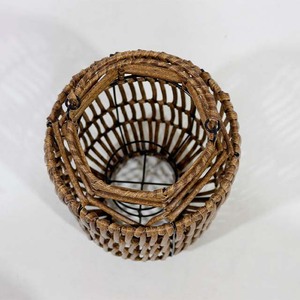 Linterna Cilíndrica de Plástico Hecha a Mano de Primera Calidad con Asa en Forma de Arco para Decoración del Hogar - Product Image 5