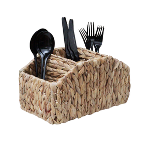 Bandeja de cubiertos tejida de jacinto de agua de color natural, tamaño personalizable, organizador de utensilios para cocina, vajilla y artículos de mesa. - Product Image 1