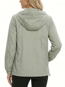 Chaqueta Cortavientos con Capucha para Mujer, Ligera, con Cierre Frontal, Color Sólido, Estilo Utilitario, Manga Larga, Poliéster - Product Image 2
