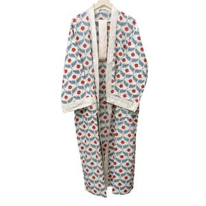 Bata de algodón de longitud completa para mujer, con estampado floral, cuello en V, manga larga, cinturón, ropa de dormir clásica, tela de punto suave, lavable a máquina, frontal - Product Image 5