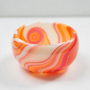 Bracelet en résine flamme coucher de soleil fait à la main pour les femmes Bracelet tourbillon de feu 3D Bijoux uniques à la mode pour les cadeaux et l'usure quotidienne - Product Image 3