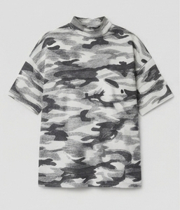 T-shirt à col haut imprimé camouflage pour femme, style streetwear oversize, épaules tombantes, coupe ample, tee-shirt de sport pour femme - Product Image 4