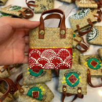 Porte-clés en forme de chapeau/cone en bambou naturel du Vietnam, idéal comme pendentif de sac mignon et cadeau souvenir, fourni par 99 Gold Data