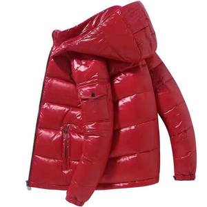 เสื้อแจ็คเก็ตพัฟเฟอร์บุขนเป็ดคุณภาพสูงพร้อมโลโก้สั่งทำพิเศษสำหรับผู้ชาย แจ็คเก็ตหนาแบบมีฮู้ดทันสมัย เสื้อแจ็คเก็ตบอมเบอร์ฤดูหนาวแบบมันเงาสำหรับผู้ชาย สั่งทำได้ - Product Image 5