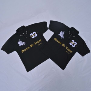 Camiseta Polo de Manga Corta Color Negro y Azul con Estampado de Jinete y Número 33 Bordado en la Parte Delantera, Estilo Preppy Ecuestre - Product Image 5