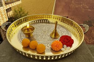 Handcrafted Brass <b>Decorative</b> <b>Tray</b> for Home Decor Elegant Metal Serving <b>Tray</b> with Antique Finish Luxury Table Centerpiece <b>Tray</b> - Product Image 3