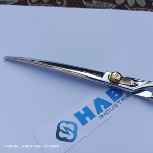กรรไกรตัดผมสแตนเลสใบโค้งแบบกำหนดเองพร้อมโลโก้แบรนด์ - Product Image 6
