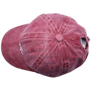 Gorra del Día de la Madre con la inscripción 'Mejor Mamá del Mundo', con visera curva clásica, tela de algodón suave y estilo informal. - Product Image 4