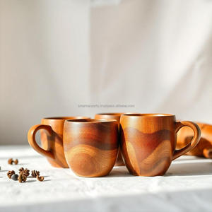 Tasse et tasse en bois naturel terreux faits à la main pour café, thé et boissons chaudes parfaits pour une vie durable et des cadeaux - Product Image 4