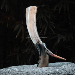 ฮอร์นเครื่องดื่มไวกิ้งแบบตั้งขัดเงาแกะสลักสไตล์สัตว์งานฝีมือธรรมชาติสำหรับงานแต่งงานบ้านหัตถกรรมตกแต่ง - Product Image 3