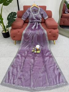 ผ้าส่าหรีปักลายแบบบอลลีวูดประดับตกแต่งด้วยผ้าทิชชู (สีเขียว) - Product Image 6