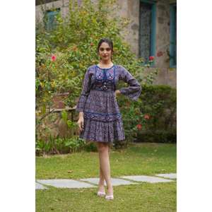 เสื้อคลุมแฟชั่นสตรีแขนยาวผ้าคอตตอนผสมรายละเอียดการปักแบรนด์ fabzone FZ35 - Product Image 1