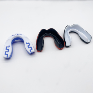 Protector Bucal de Silicona Azul y Negro con Patrón en Zigzag, Modelo 2026, para Boxeo y MMA, Protección Deportiva, Ajuste Personalizado - Product Image 5
