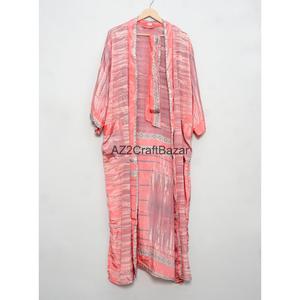 Robe de chambre longue en soie pour femme, style kimono, soyeuse, bohème, d'été, à manches longues - Product Image 4