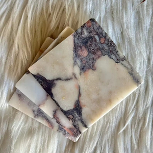 Posavasos Cuadrados de Mármol Natural Calacatta Viola, Hechos a Mano, Artículos para el Hogar de Lujo, Vajilla - Product Image 1