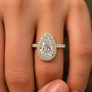 Bague de fiançailles avec halo de diamants de laboratoire taille poire de 5 carats |   Bague en diamant CVD certifié IGI en or jaune massif 14 carats - Product Image 2