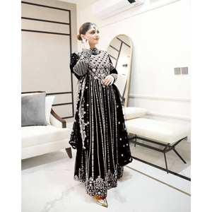 ชุดราตรีดีไซน์สวยๆสำหรับใส่ไปงานปาร์ตี้ - Product Image 4