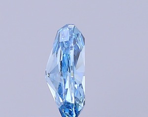 Diamant ovale de 0,34 carat, cultivé en laboratoire par procédé HPHT modifié, couleur bleu vif fantaisie, clarté VS1, polissage excellent, pierre précieuse de luxe haut de gamme, non montée - Product Image 4