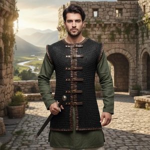 Haubert médiéval en acier avec sangles et boucles en cuir pour reconstitution historique et HEMA - Product Image 1