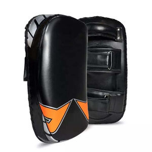 Guantes de Boxeo de Piel de Alta Calidad Hechos en Pakistán, MOQ Bajo, Guantes de Entrenamiento y Sparring, Mejores Precios al por Mayor para Boxeo y Artes Marciales - Product Image 3