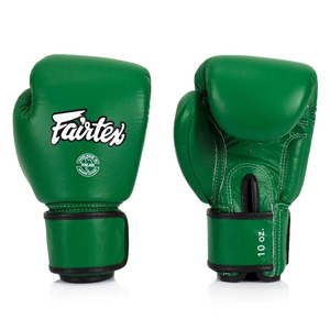 นวมชกมวยรุ่นล่าสุด Fairtex Pro หนังวัวแท้คุณภาพพรีเมียม สายรัดปรับได้ เหมาะสำหรับฝึกซ้อมและการแข่งขัน - Product Image 4