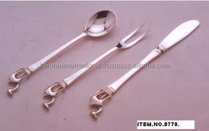 Juego de Cubiertos de Lujo Ecológicos de 3 Piezas: Cuchara, Cuchara de Mesa y Tenedor, Latón y Acero Inoxidable, Diseño Clásico, Duradero, Libre de BPA - Product Image 3