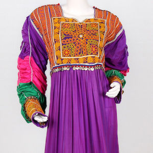 Traje Tradicional Pakistaní de 3 Piezas, Vestido Afgano Largo hasta el Suelo con Decoración de Encaje, Costura Personalizada para Bodas Formales - Product Image 5