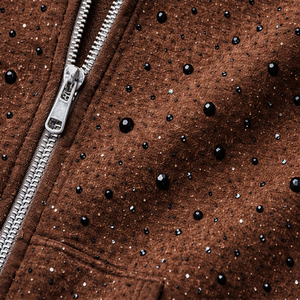 เสื้อฮู้ดซิปสีน้ำตาลแบบยูนิเซ็กซ์ ประดับคริสตัล ผ้าฟลีซสั่งทำพิเศษ ผ้าฝ้าย 100% ทรงโอเวอร์ไซส์ สไตล์ลำลอง สตรีทแวร์ มีกระเป๋าหน้า - Product Image 6