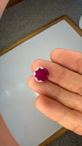 Pierre précieuse naturelle de rubis africain de 5,77 carats, taille ronde, rouge vif, pour la fabrication de bijoux de luxe, bagues, pendentifs, colliers - Product Image 4