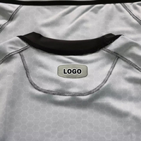 OEM Custom Unisex Rash Guard Shirts UPF50+ UV-bescherming Lange Mouwen Snel Droogende Compressie Polyester/Spandex Antibacterieel